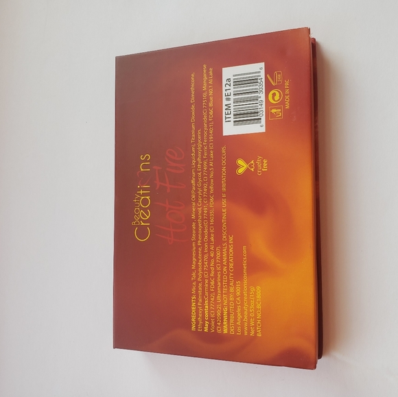 Hot Fire Eyeshadow palette - Picture 3 of 3